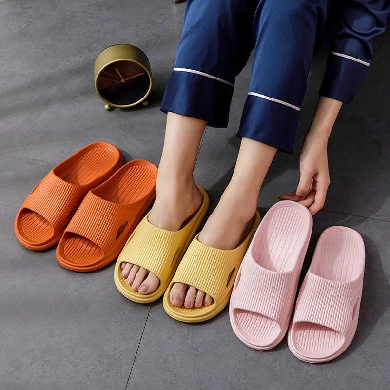 2022 New Slippers Women Summer Thick Bottom Indoor Couples Home Bathroom Non-slip Soft Slippers Floor Flat Shoes Slide Sandals