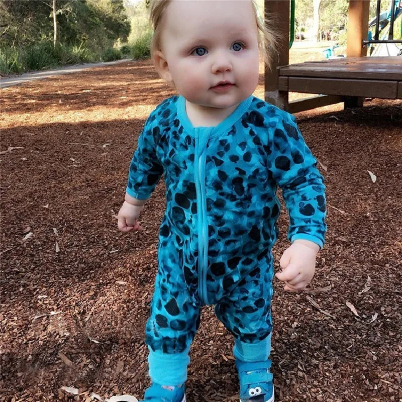 8122942667_1237798930