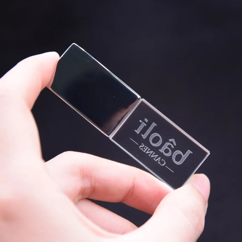 Серебристый умный флеш накопитель с логотипом на заказ Хрустальный Usb объемный