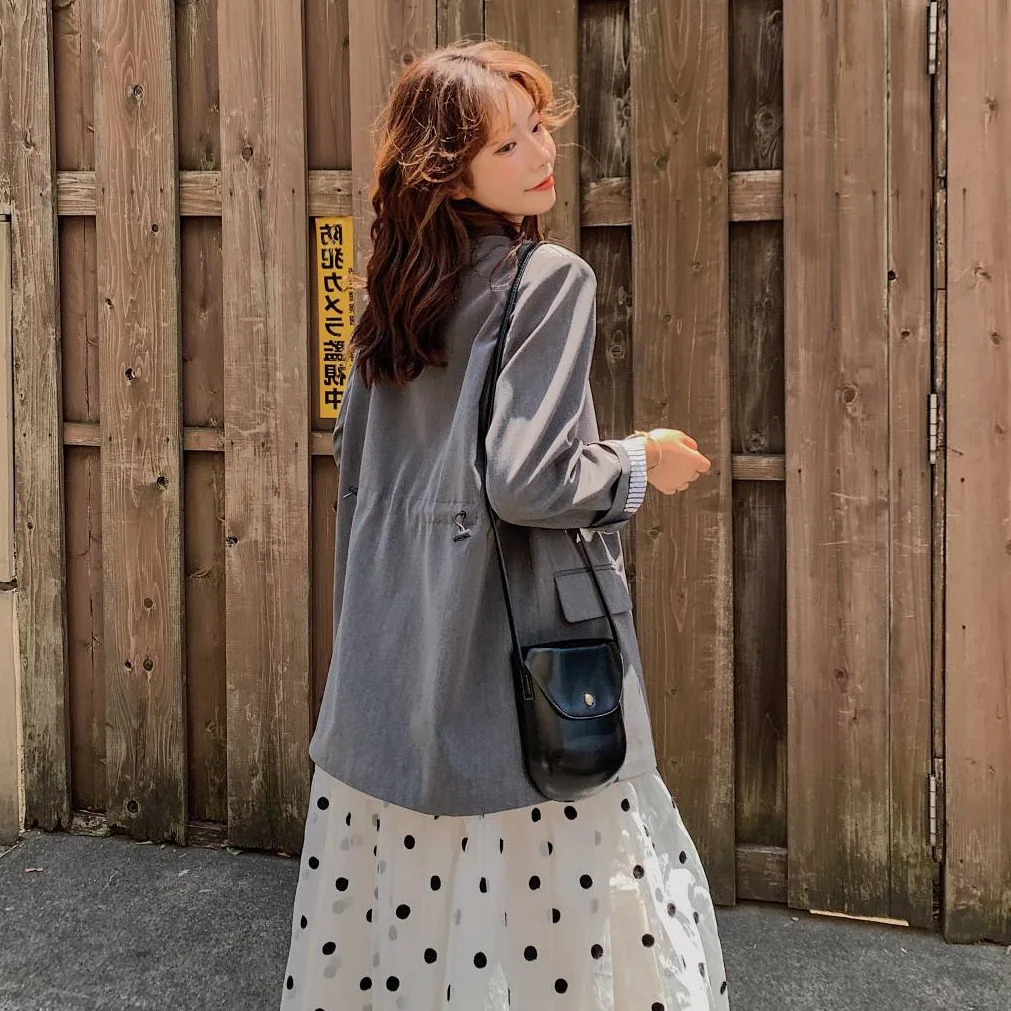 

Photo Shoot Main Push INS Sense of Design Back Drawstring Waist Hugging Versatile Elegant Ol Short Grey Small Suit Coat Women's