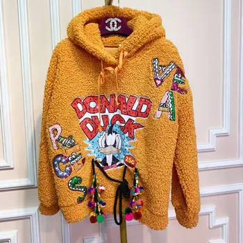

Thailand Tide brand 2019 autumn and winter cartoon stickers sequins hair ball tassel imitation lamb hair loose hooded sweater