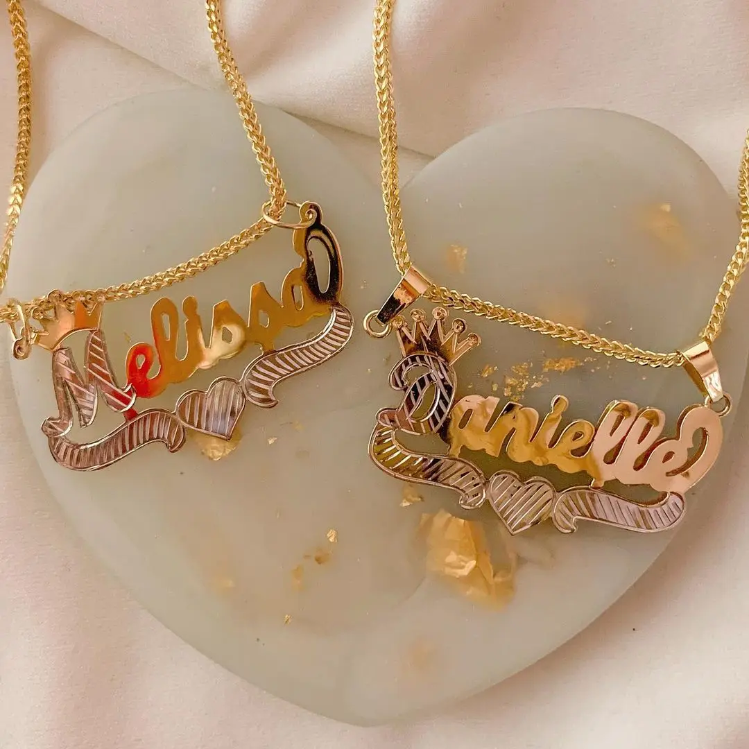 

Customized Two Tone Heart Nameplate Necklace For Women Personalised Name Pendant Gold Cuban Chain Jewelry Stainless Steel