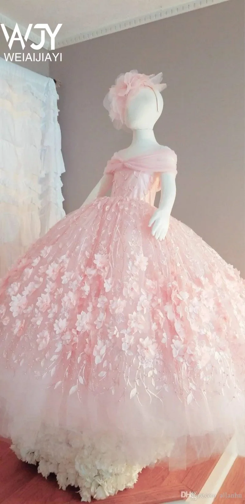 9   Real-Images-Pink-Ball-Gown-Flower-Girl-Dresses-for-Wedding-2020-Off-Shoulder-Lace-Beaded-Girls.jpg_.webp_Q90.jpg_.webp_ (3)