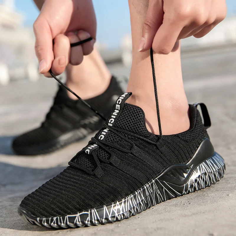 

Breathable Mesh Sneakers Men Lightweight Casual Couple Shoes Men Winter Outdoor Jogging Sneakers 2020 New Sport Shoes Unisex
