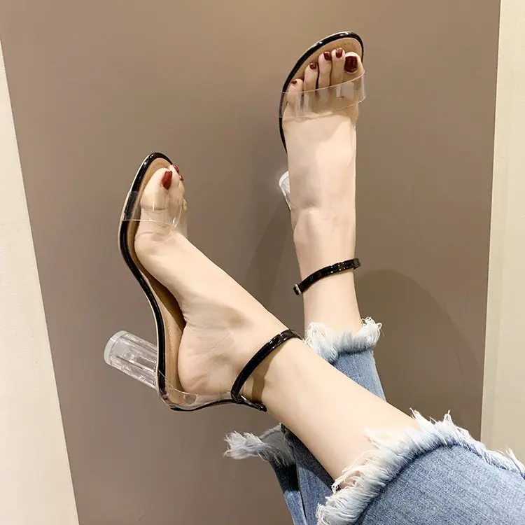 

Newest Women Pumps Shoes Celebrity Wearing Simple Style PVC Clear Transparent Strappy Buckle Sandals High Heels Woman Sexy 2020