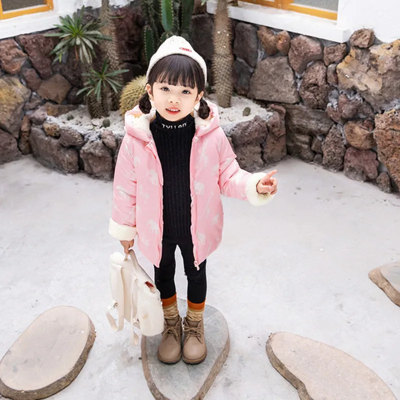 Модное зимнее пальто для маленьких девочек и мальчиков; теплая плотная детская верхняя одежда; милое пальто с капюшоном и ушками; костюм для девочек; однотонная одежда для детей - Цвет: PINK