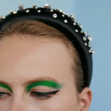 Модная Имитация жемчуга; ободок на голову; для Для женщин бархата золотого цвета элегантные резинка для волос со стразами мягкие Аксессуары для волос зимняя F1113