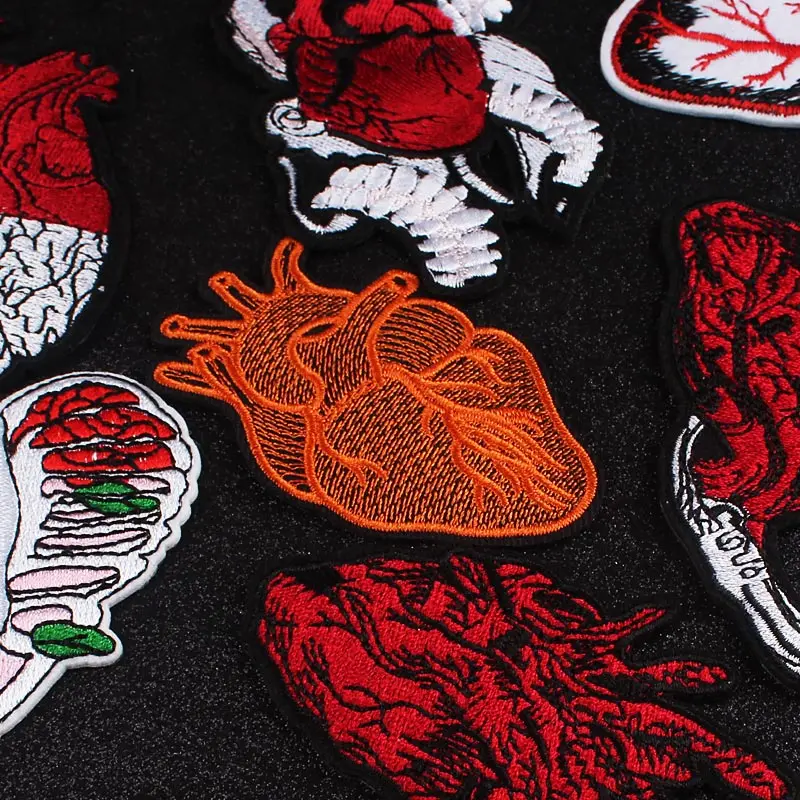 

Embroidery Patch Heart Iron On Patches For Clothing T-Shirts Backpack Embroidered Patches Stickers Stripes For Clothes Appliques