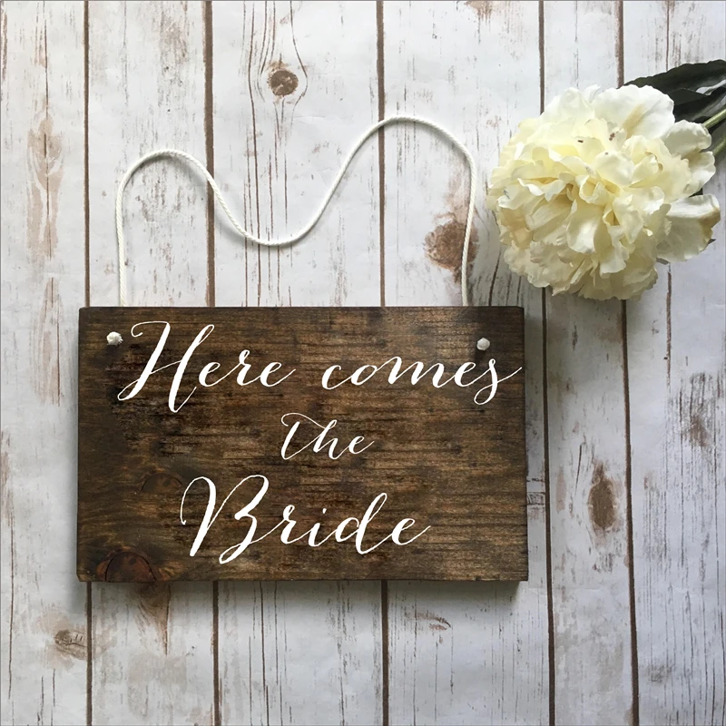 Wedding-Here-comes-the-Bride-Sign-Ringer-Bearer-Flower-Girl-Wedding-Stickers-Vinyl-Removable-Waterproof-decal