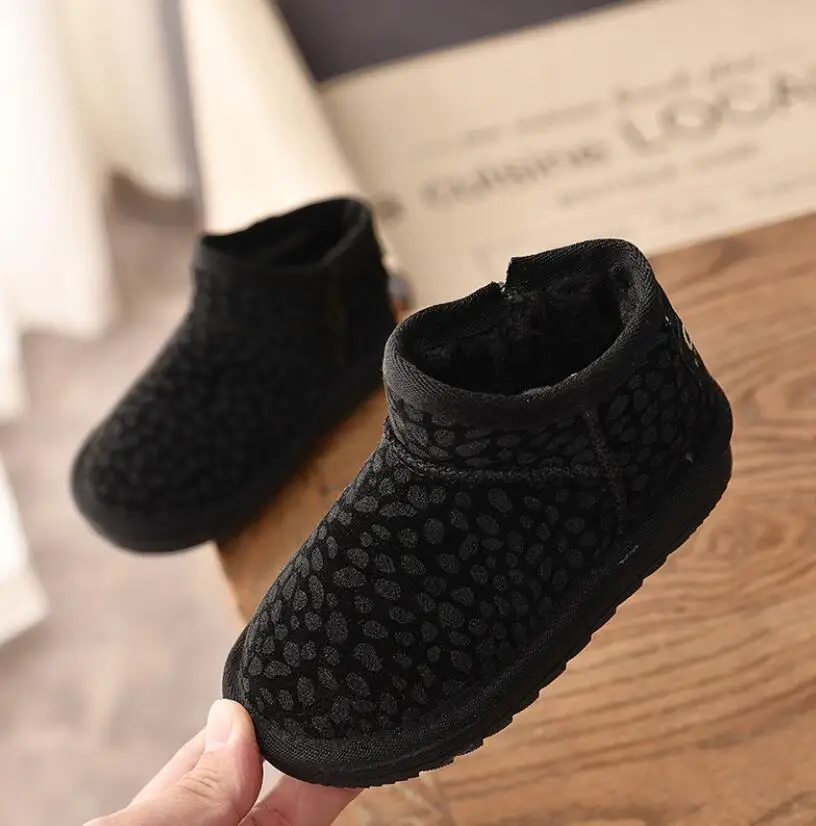 Новые детские зимние сапоги брендовые кожаные туфли для малышей Детские сапоги австралийские теплые зимние сапоги на меху для маленьких мальчиков и девочек - Цвет: Black