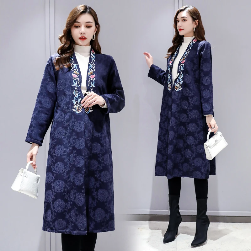 

Women's Wear National Style LargeMiddle and Long Jacquard Cotton, Max and tassels Embroidered Woman's Open Shirt Windshirt