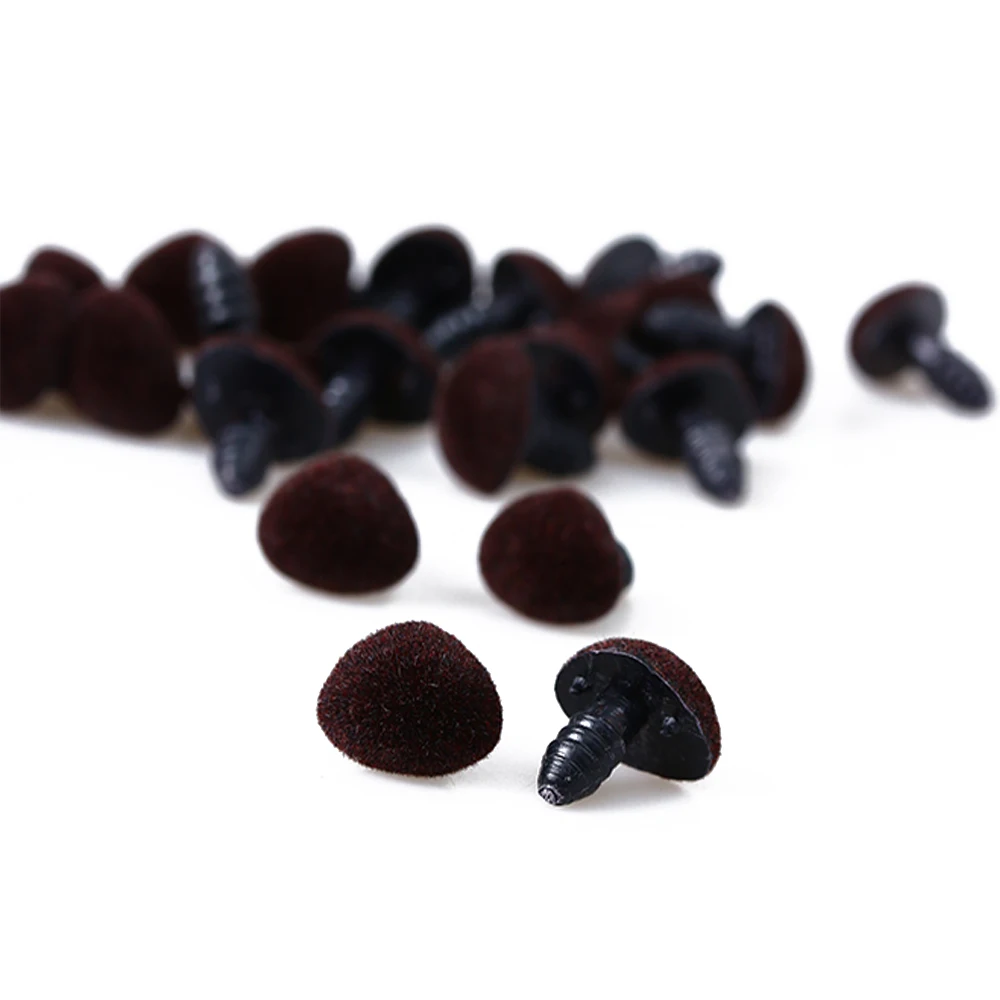 Hot Sale Plastic Triangle Noses Velvet Noses Buttons Eyes for DIY Bear Toy Safety Nose Dolls Toys Accessories 12*14mm