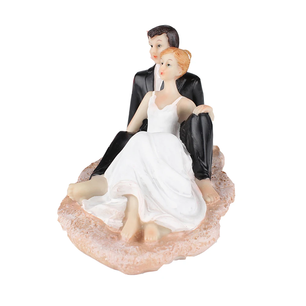 

Cake Doll Resin Decoration Valentine's Day Gift Cake Top Decoration wedding gift toy Bride groom sitting on the beach