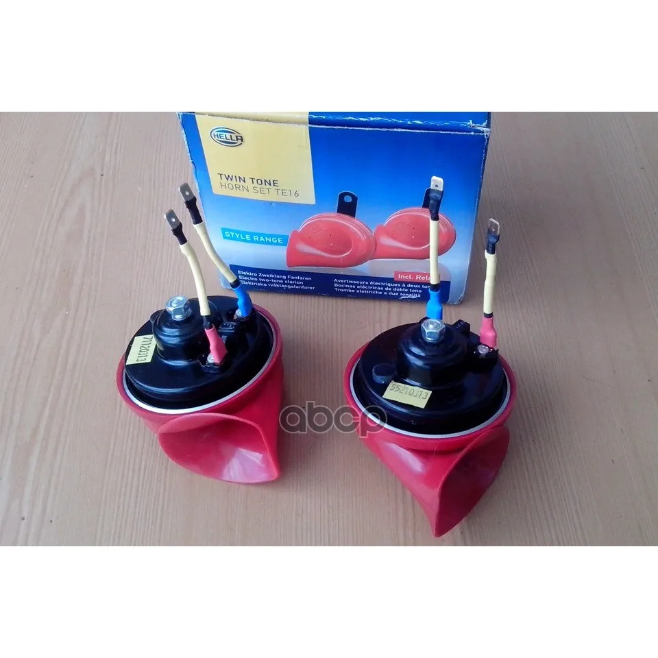 Звуковой Сигнал 12v HELLA арт. 3FH007424-801