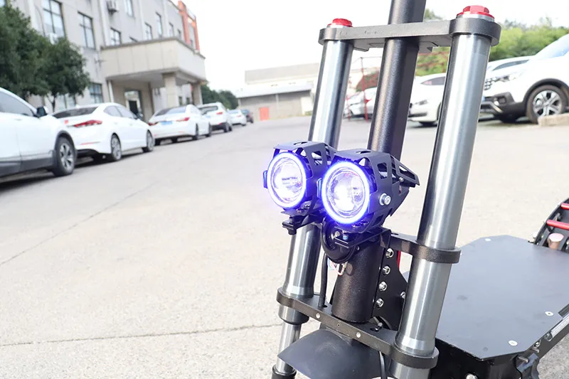 Excellent Powerful 3200W Electric Scooter 11" 80km/h Motor Wheel 105km 35AH Battery Adult kick e scooter folding patinete electrico adulto 26 Excellent Powerful 3200W Electric Scooter 11" 80km/h Motor Wheel 105km 35AH Battery Adult kick e scooter folding patinete electrico adulto 26