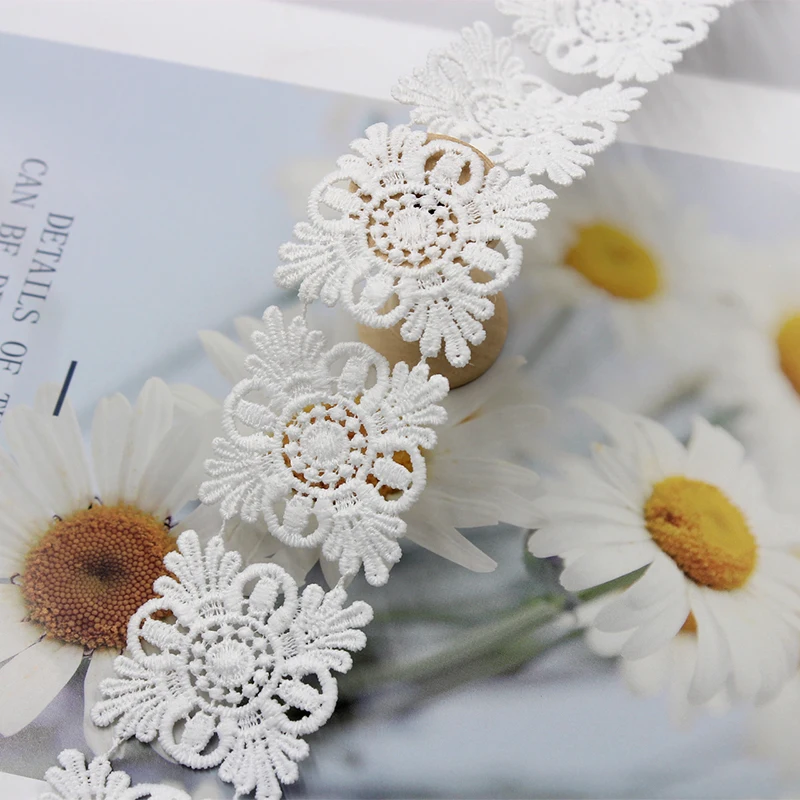 Lace Accessories 2Yards/Lot White Water Soluble Lace Trims Embroidered Mesh Ribbon DIY Appliques Handmade Sewing Tull Craft Underwear Supplier
