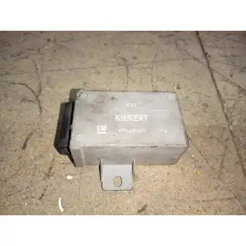 

090450209 switchboard Closure Opel Calibra *