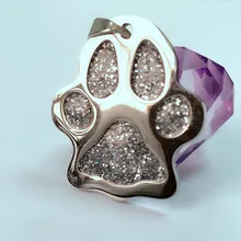 Stainless Steel Dog Tag Hand-shaped Brush Hollow out Pendant Keychain Manufacturers Customizable Metal Keychains