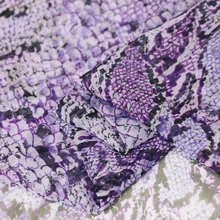 100 см* 114 см африканская змеиная Узорчатая шелковая ткань марля шифон жоржет для шарфа фиолетовый