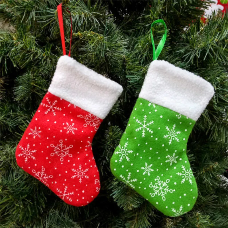 

Small Christmas Stockings Snowflake Socks Candy Gift Bag Xmas Tree Hanging Decor Merry Christmas Fireplace Party Home Decoration