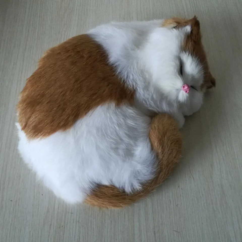 Реальная игрушка желтая белая кошка Модель около 25x20 см пластик и меха Спящая кошка модель украшение дома реквизит, модель подарок h0709