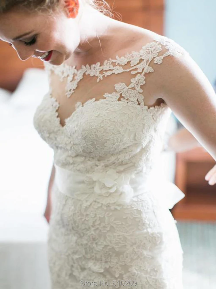 Fit and Flare Bateau Sheer Neckline Capped Sleeves Wedding Dresses Bridal Gown Custom Made Vestido De Novia