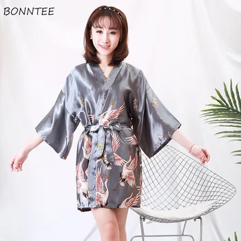 

Robes Women Printed Silk Satin Bridesmaid Robe Womens Sexy Simple Fashion Sleepwear Three-quarter Sleeve Knee-length Soft Thin