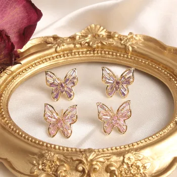 

Shiny Side New Accessories Pierced Butterfly Stud Earrings for Women Simple Style Gift Elegant Crystal Earrings