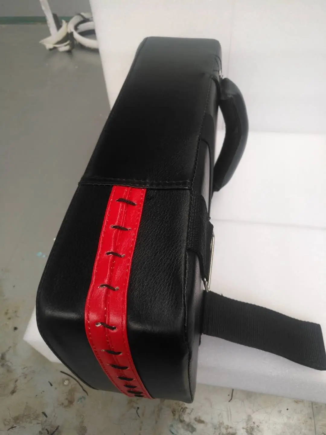 

Sanda Foot Target Taekwondo Foot Target Children Adult Training Target Boxing Training Punch Mitts Focus Mitts Arm Target