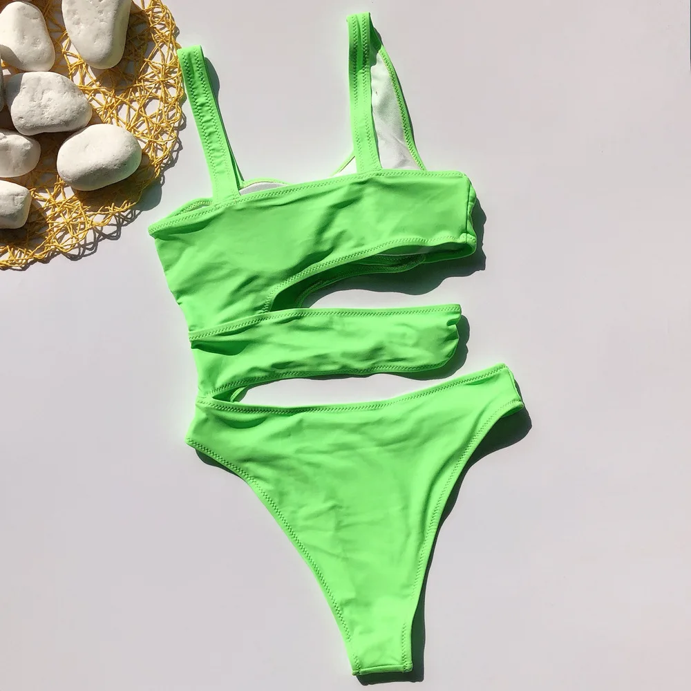 12315363295_821887676