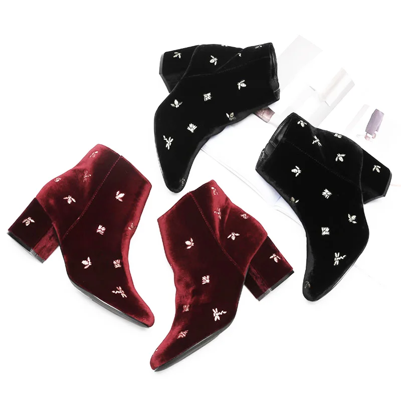 

Women Ankle Boots Round Toe Med Heel Short Boots Brand Bee Embroider Velvet High Quality Boot Women Winter Shoe Zapatos De Mujer