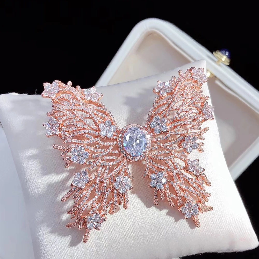 1PC 46x37MＭ Ｇolden Plated Mixed Color CZ Ｍicro Butterfly Brooch