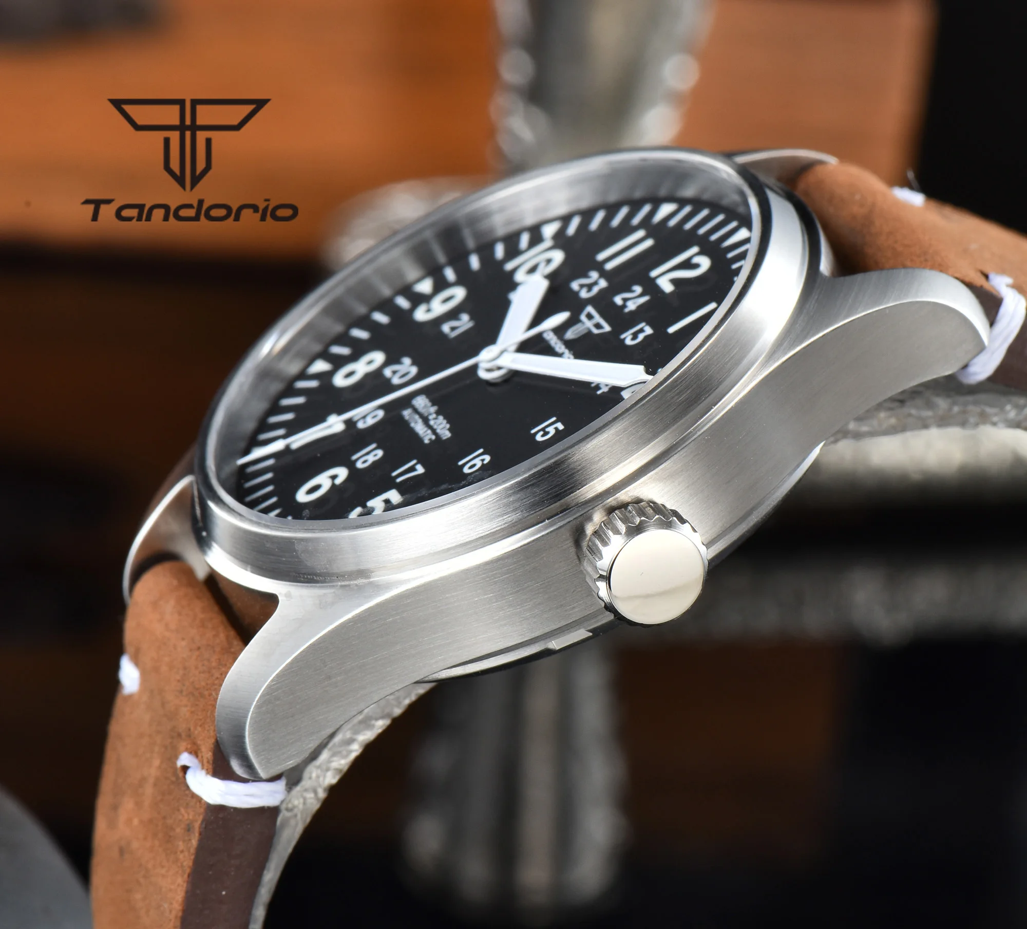 Tandorio 39mm 200m NH35A Automatic Dive Pilot Men Watches Sapphire Glass Green Luminous Dial Leather Strap Screw Crown