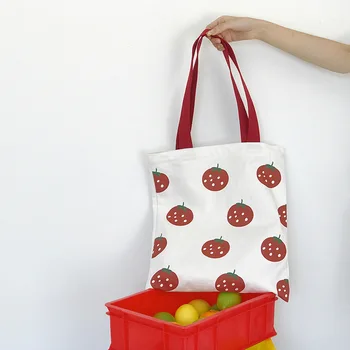 

2020 ladies shoulder bag Korean version of the small fragrance strawberry student shoulder bag large capacity canvas bag