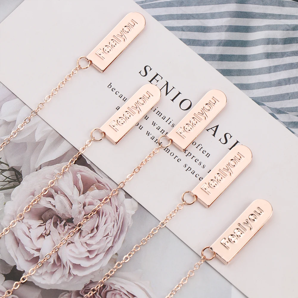 Creative Cartoon Metal Pendant Bookmark Pagination Book Clip Mark Peach Cute Heart Pendant School Office Supplies Stationery