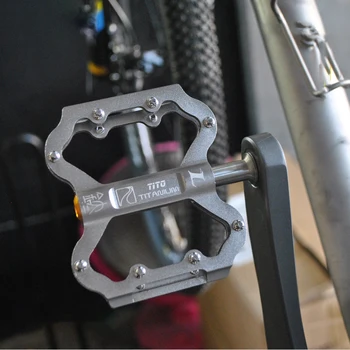 

1 pair Pedals MTB Bike bicycle Titanium Alloy Non-slip Hollow Ultralight