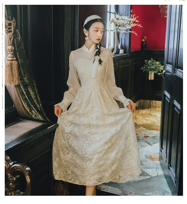 Autumn Party Dress Women Clothes French Vintage Elegant Long Sleeved Winter Women Dress Lace Floral Pattern Romantic White Dress