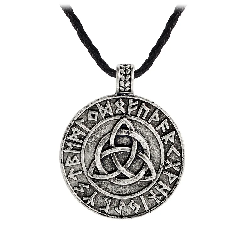 

Hot Selling Northern Europe Viking Charm Pendant Necklace Retro Triangular Knot Pendant Necklace Men's Slavic