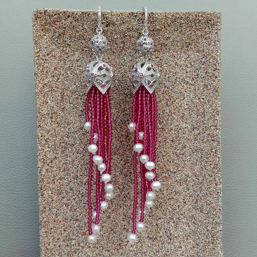 

4-5MM freshwater White Pearl Round Red 2MM Garnet Zircon Pave lever back Earrings