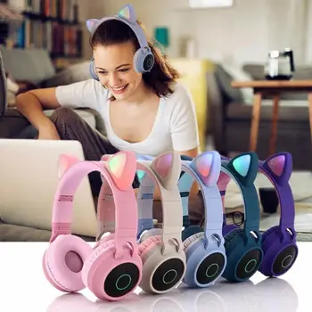 

Bluetooth 5.0 Headphones Cat Ear LED Light Wireless Foldable Earphone With 3.5mm AUX Cable PVC+leather Ergonomics 400mAh Battery