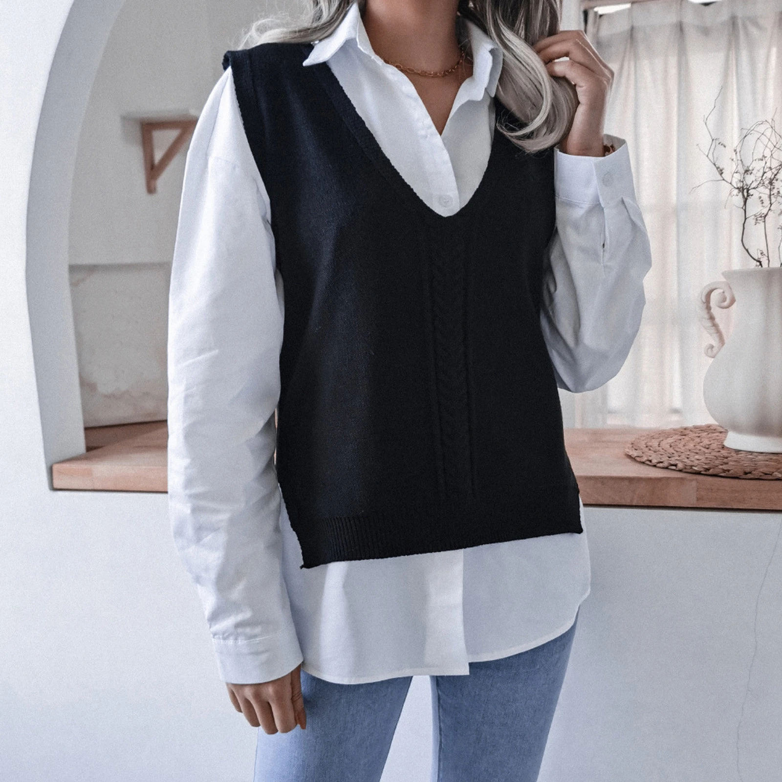 black sweater vest womens