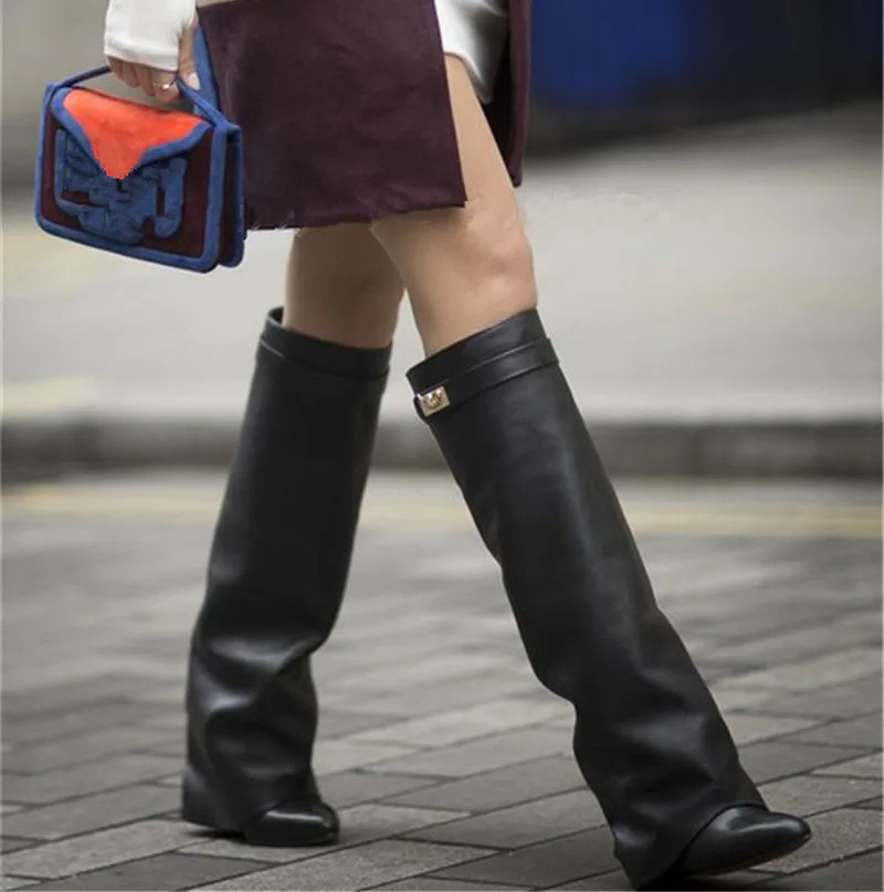 New Fashion Suede and Leather Woman Pointed Toe Shoes Motorcycle Booties Belt Strap Metal Shark Lock Wedge Knee High Boots | Обувь