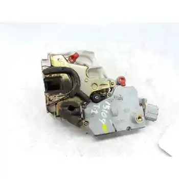 

825039F511 REAR DOOR LOCK LEFT NISSAN FIRST SALOON CAR (P11)