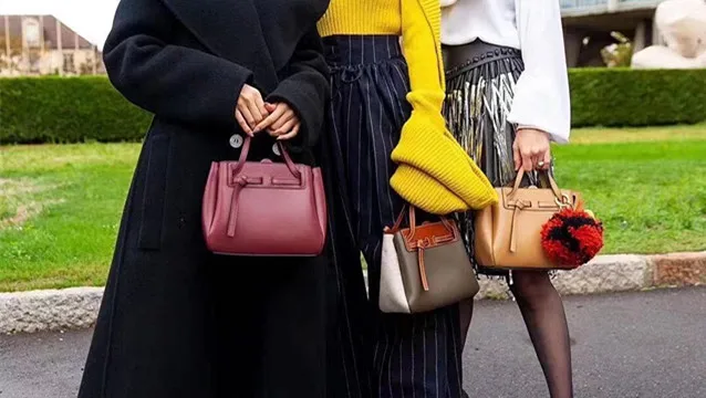 Biseafairy Nieuwste Fashion Design Handtas Vrouwen Beroemde Merk Tassen Koeienhuid Vrouwen Handtas Gratis Verzending Schoudertassen Biseafairy Nieuwste Fashion Design Handtas Vrouwen Beroemde Merk Tassen Koeienhuid Vrouwen Handtas Gratis Verzending Schoudertassen