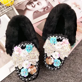

2020 winter new butterfly sequins rhinestone peas shoes women plus velvet cotton shoes fur one leather non-slip women boots