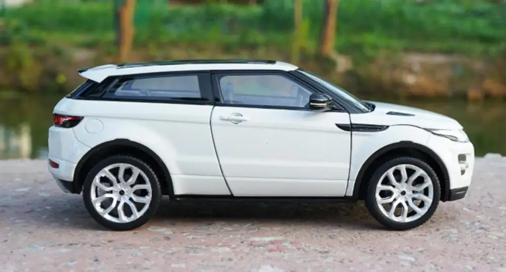 Welly 1/124 1:24 Range Rover Evoque внедорожник автомобиль литье под давлением модель игрушки на день рождения для детей мальчиков и девочек