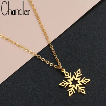 

Chandler Snowflake Necklace Simplify Chocker Oragami Hollowout Snow Flake Flower Stainless Jewelry Christmas Gift for Women