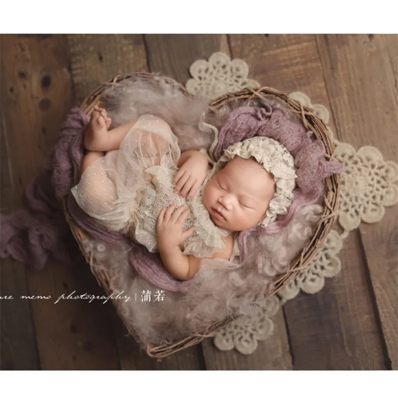 New Newborn Props for Photography Heart Shaped Rattan Nest Box Baby Photography Props Posing Sofa Bebes Accesorios Recien Nacido