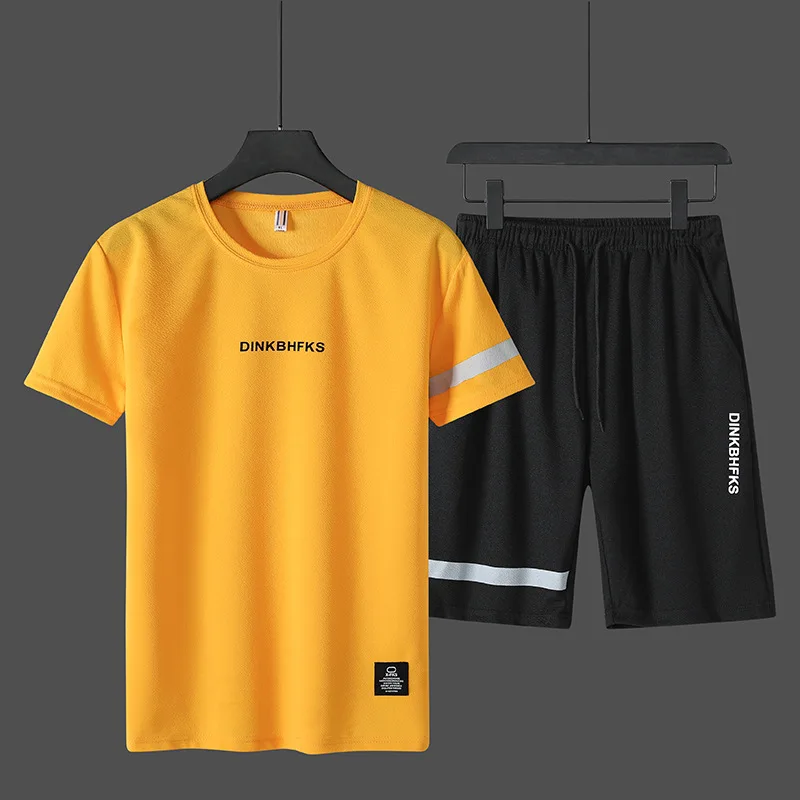 

2020 Fitness Letter Print Short Sleeved Tshirt Men Tracksuit Clothes Summer 2 Piece Bermuda Board Shorts Sets Casual Track Suits