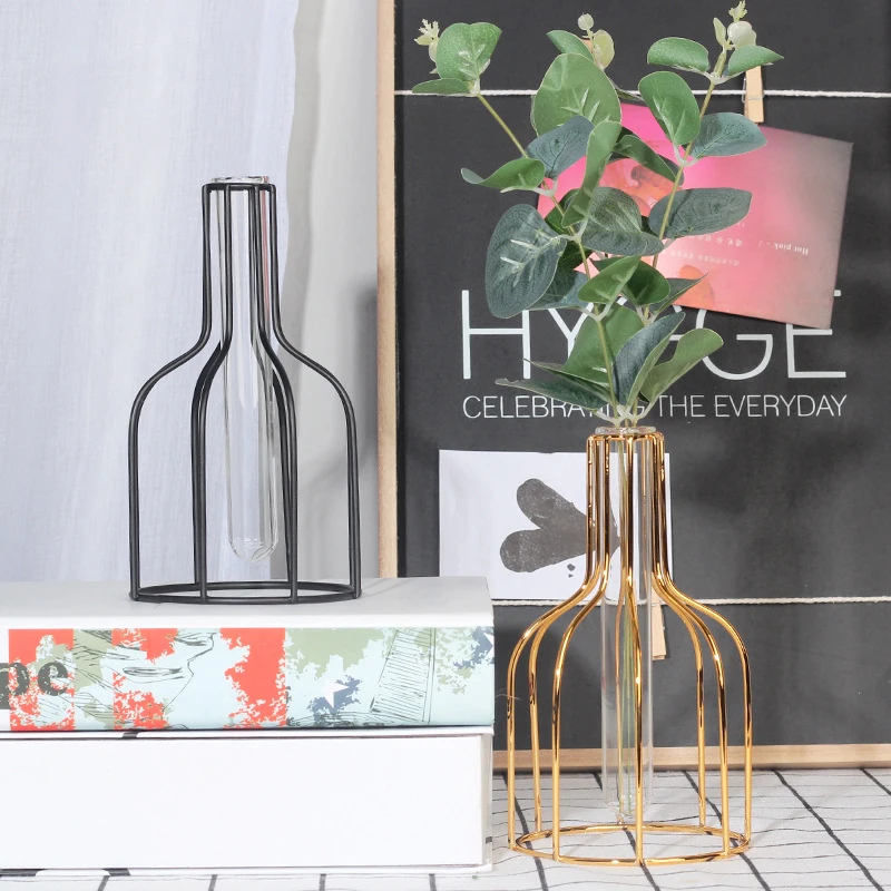 

Brand New Style Retro Iron Line Flowers Vase Metal Plant Holder Modern Solid Home Decor Nordic Styles Iron Vase